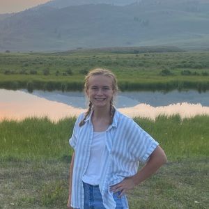 Meet your Posher, Abigail